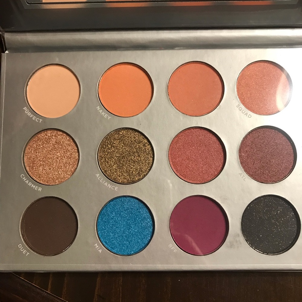 Boxy charm Pur eyeshadow palette